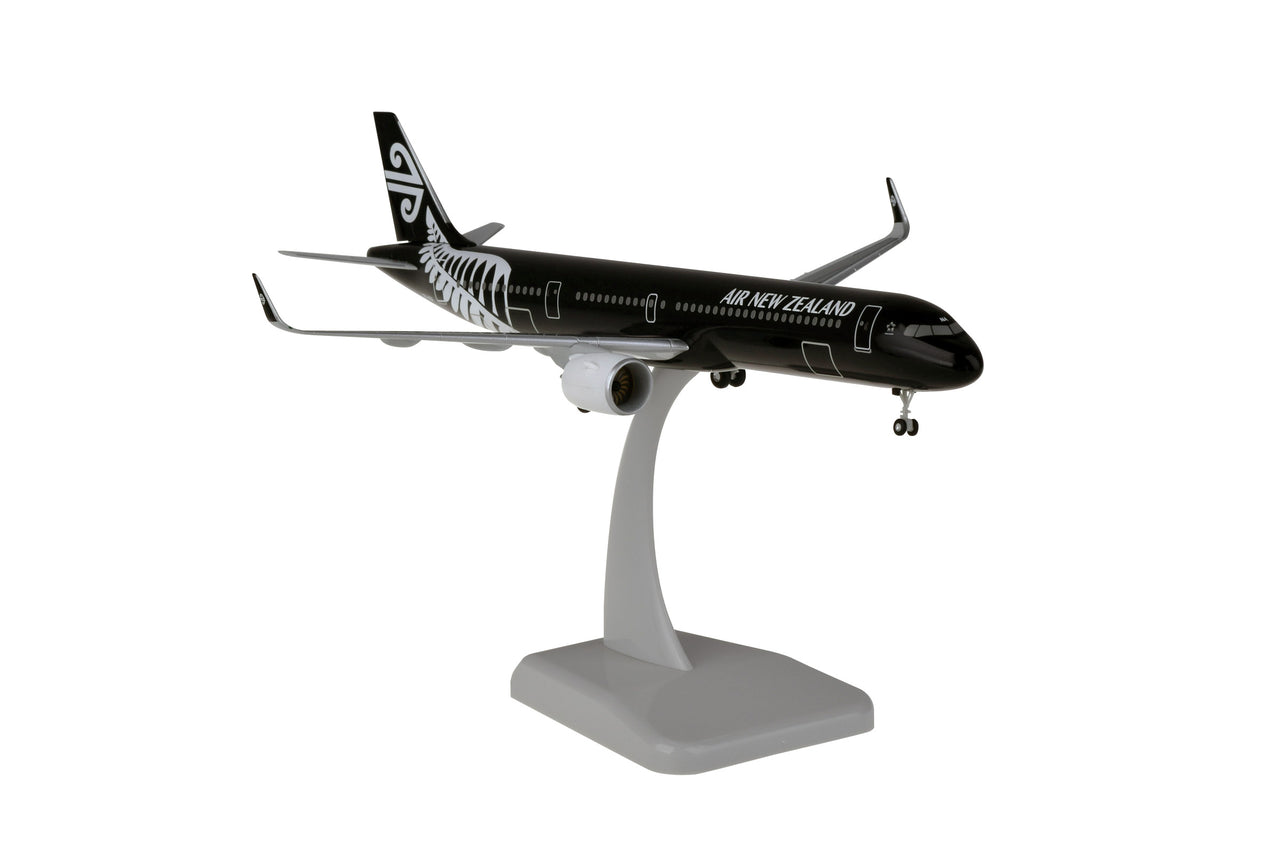 Air New Zealand Black Airbus A321neo Airplane Model (1/200 Scale - 20CM)