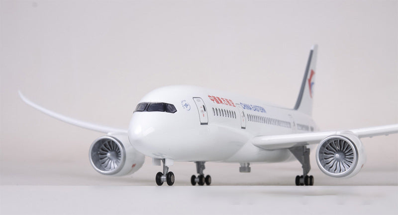 China Eastern Boeing 787 Airplane Model (1/130 Scale)