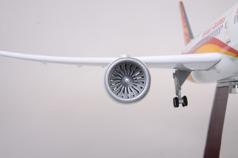 Hainan Airlines Boeing 787 Airplane Model (1/130 Scale)