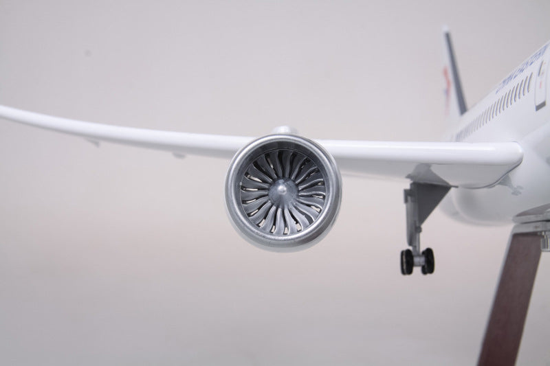 China Eastern Boeing 787 Airplane Model (1/130 Scale)