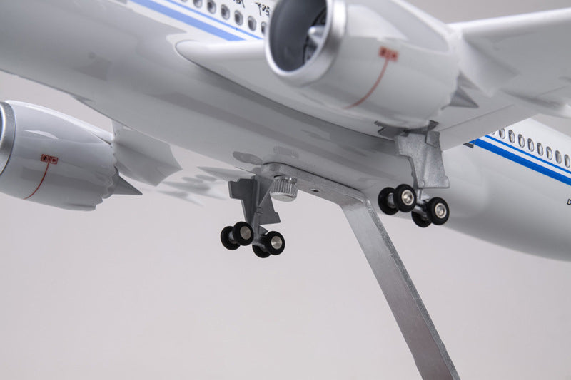 Air China Boeing 787 Airplane Model (1/130 Scale)