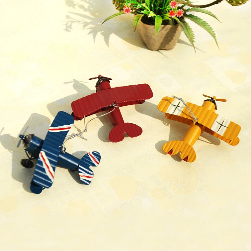 Vintage Iron Aircraft Model Retro Airplane Figurines Metal Glider Airplane  Didiseaon for Christmas Tree Ornaments