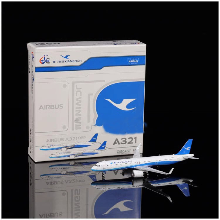 Xiamen Airlines Airbus A321neo Airplane Model (1/400 Scale)