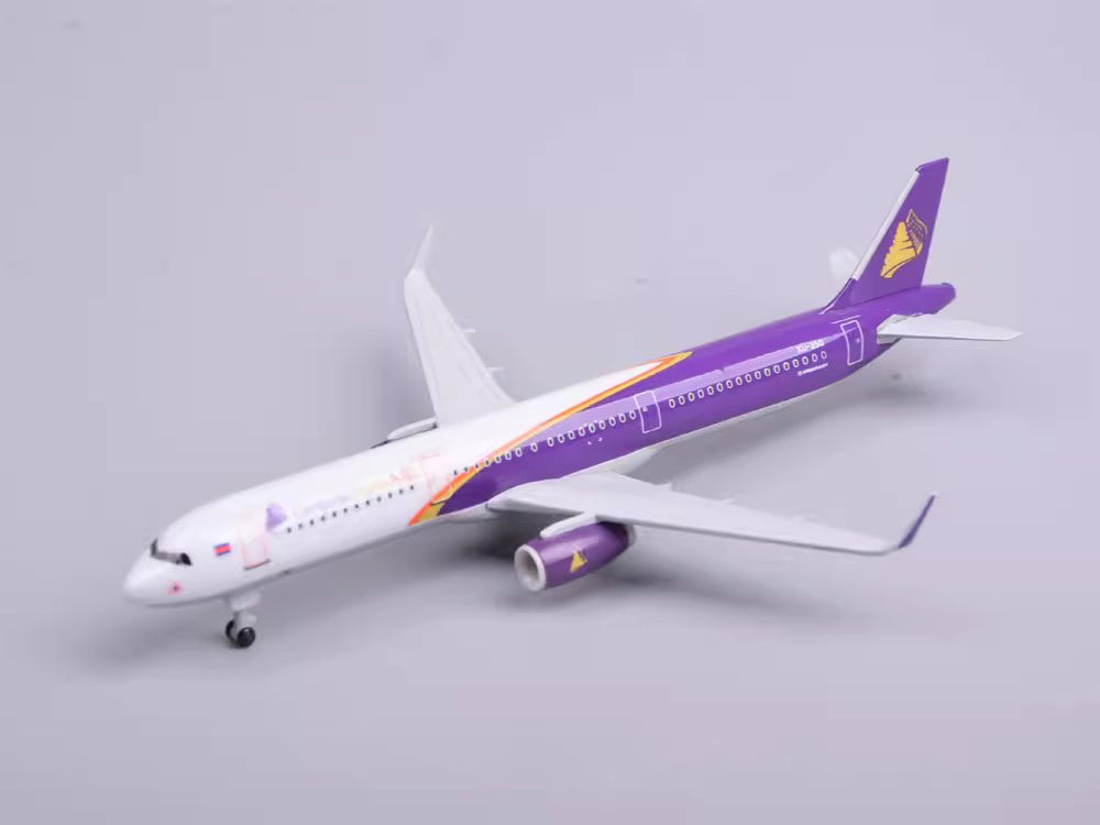 Cambodia Airlines Airbus A321 Airplane Model (1/200 Scale - 20CM)