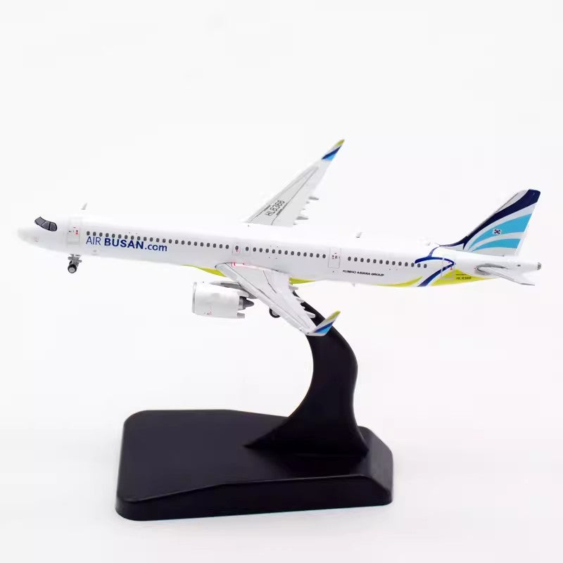 Air Busan South Korea Airbus A321neo Airplane Model (1/400 Scale)