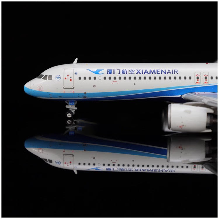 Xiamen Airlines Airbus A321neo Airplane Model (1/400 Scale)