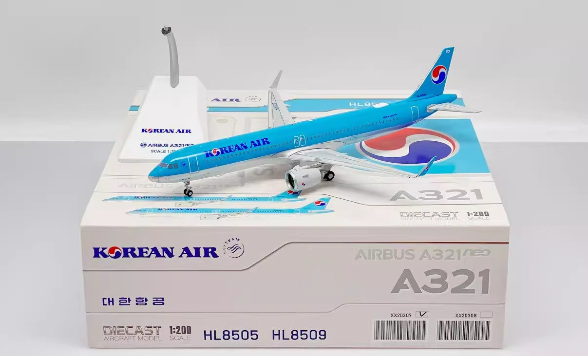 Korean Air Airbus A321Neo Airplane Model HL8505 (1/200 Scale - 22CM)