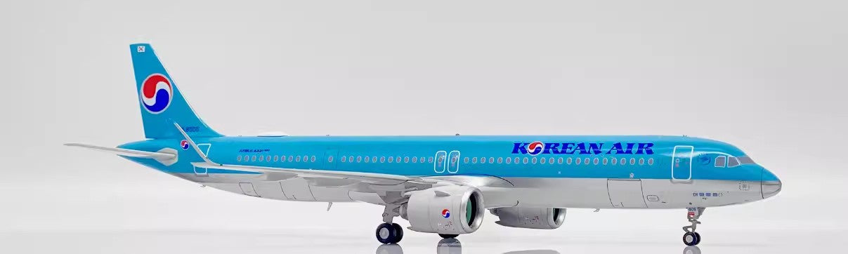 Korean Air Airbus A321Neo Airplane Model HL8505 (1/200 Scale - 22CM)