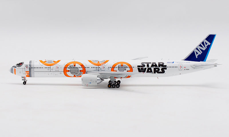 All Nippon Airways Boeing 777-200ER Airplane Model  JA789A (1/400)