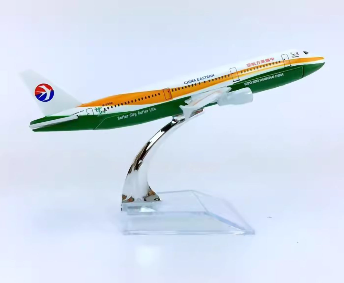 China Eastern Airlines Expo 2 Airbus A321-200 Airplane Model (16CM)