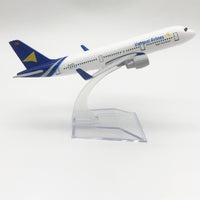 Thumbnail for Vietravel Airlines Airbus A321 Airplane Model (16CM)