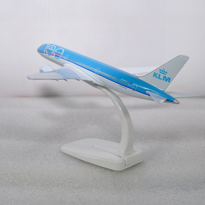 KLM Airlines Boeing 787 Airplane Model (20CM)