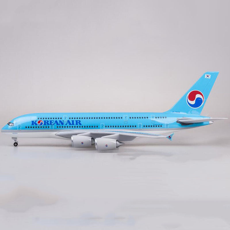 Korean Air Airbus A380 Airplane Model (1/160 Scale)