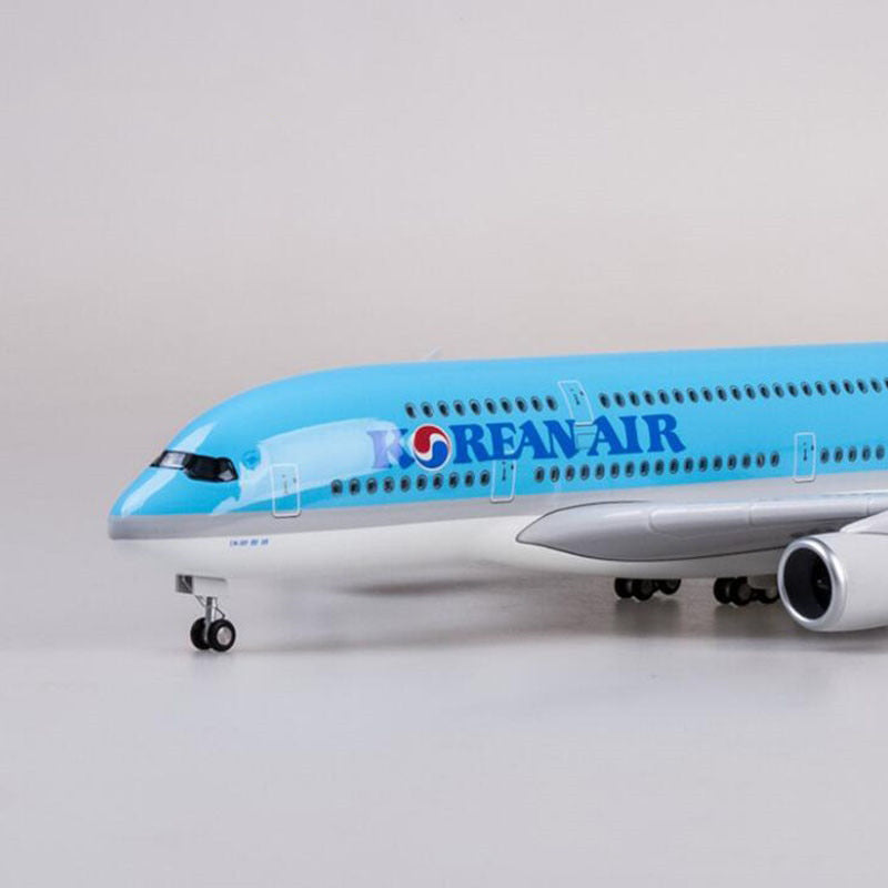 Korean Air Airbus A380 Airplane Model (1/160 Scale)